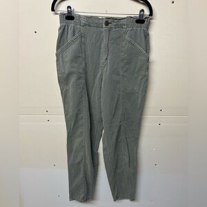 2/$20❤️- PANTS | Women’s Old Navy pants size medium